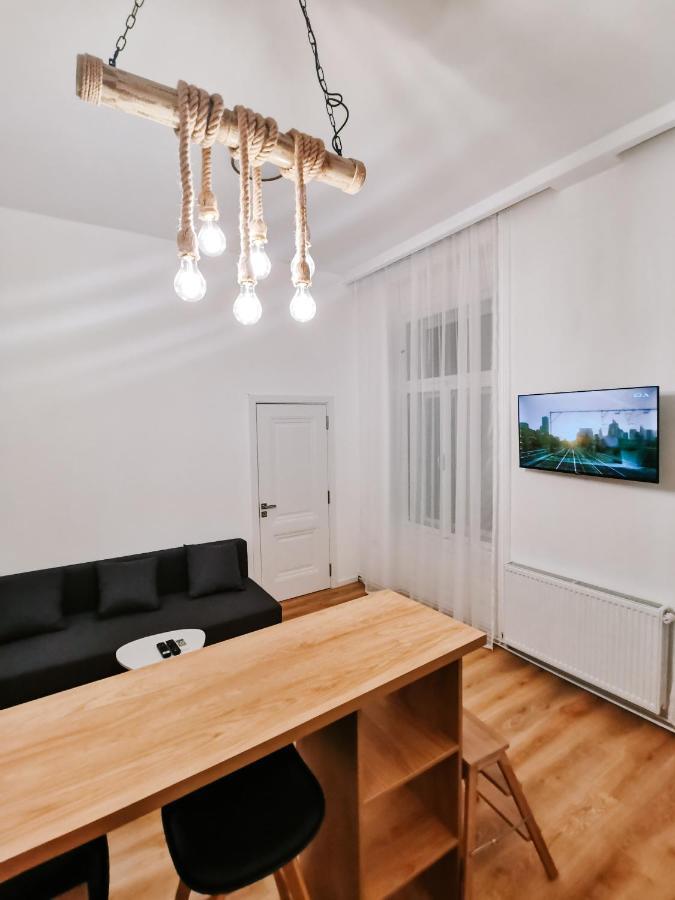 Fly Residence อาราด ภายนอก รูปภาพ