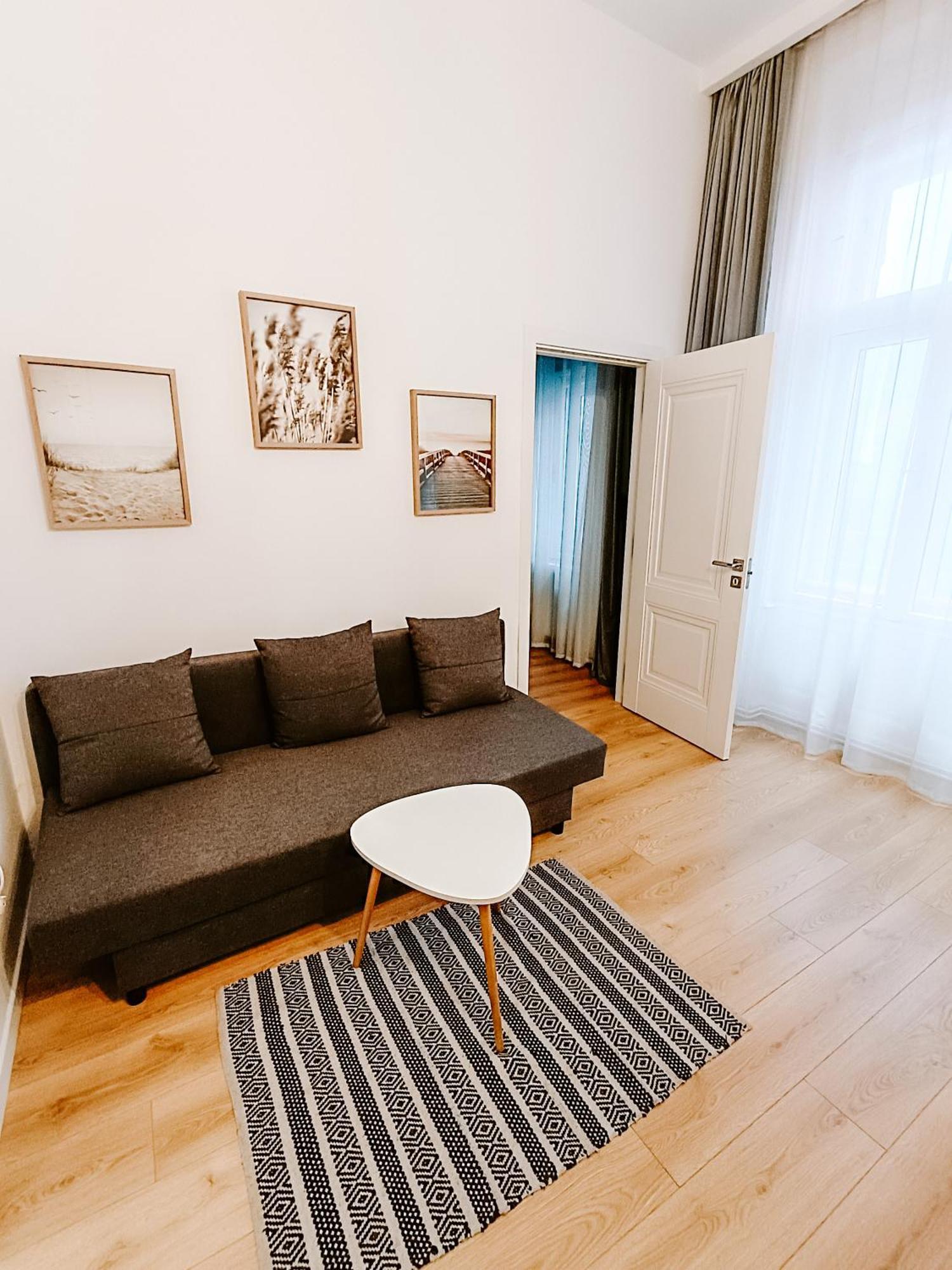 Fly Residence อาราด ภายนอก รูปภาพ